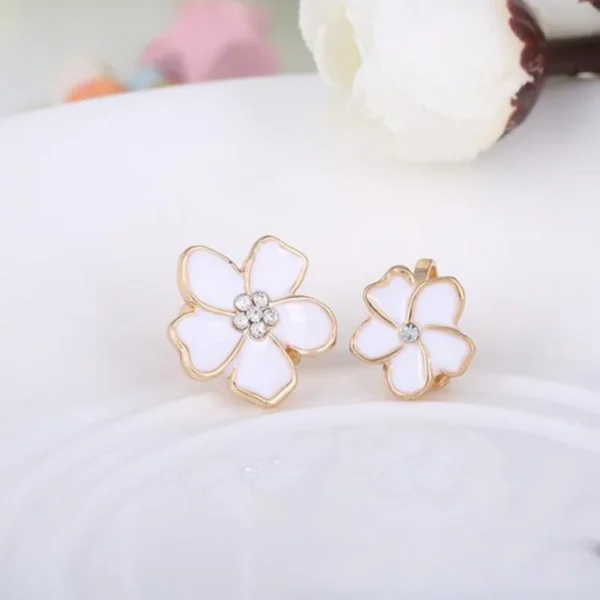 Grace Jun Korea Style Five Flowers Shape Enamel Clip On Earrings Without Piercing For Girls Party No Hole Ear Clip Bijouterie – Image 2