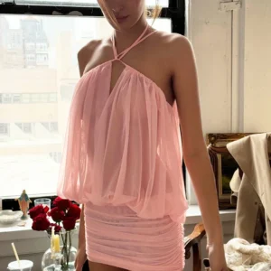 Bizarre chat Sexy maille robe femmes élégant dos nu