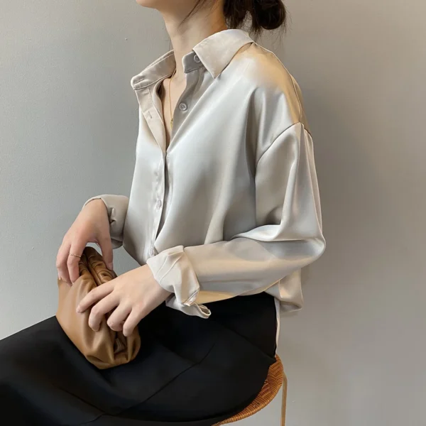 Printemps Mode Boutonné Satin Soie Chemise Vintage Blouse Femmes Hauts Blancs Dame Manches Longues Femme Lâche Chemises De Rue 11355 – Image 4