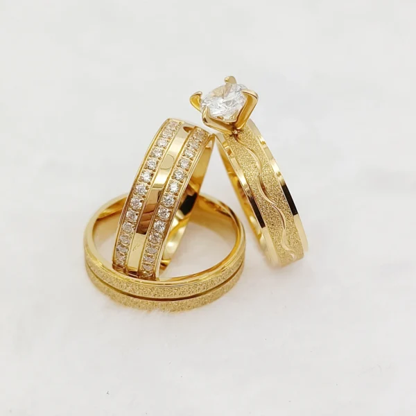 Bagues De Fiançailles Et De Mariage En Acier Inoxydable Plaqué Or 24 Carats – Image 2