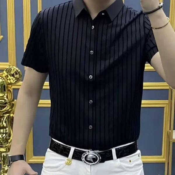 Chemise À Manches Courtes Pour Hommes, Polyvalente, Coupe Cintrée, Confortable, Haut De Gamme, Tendance, Décontractée, Col Polo, Couleur Unie, Nouvelle Mode D'Été 2024