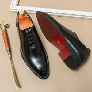 Chaussures en cuir de luxe pour hommes chaussures pour hommes de haute qualité mode Oxford mariage hommes robe chaussures en cuir 2024 Gentleman bureau homme chaussure