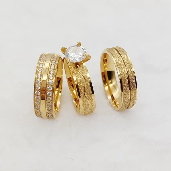 Bagues De Fiançailles Et De Mariage En Acier Inoxydable Plaqué Or 24 Carats – Image 3